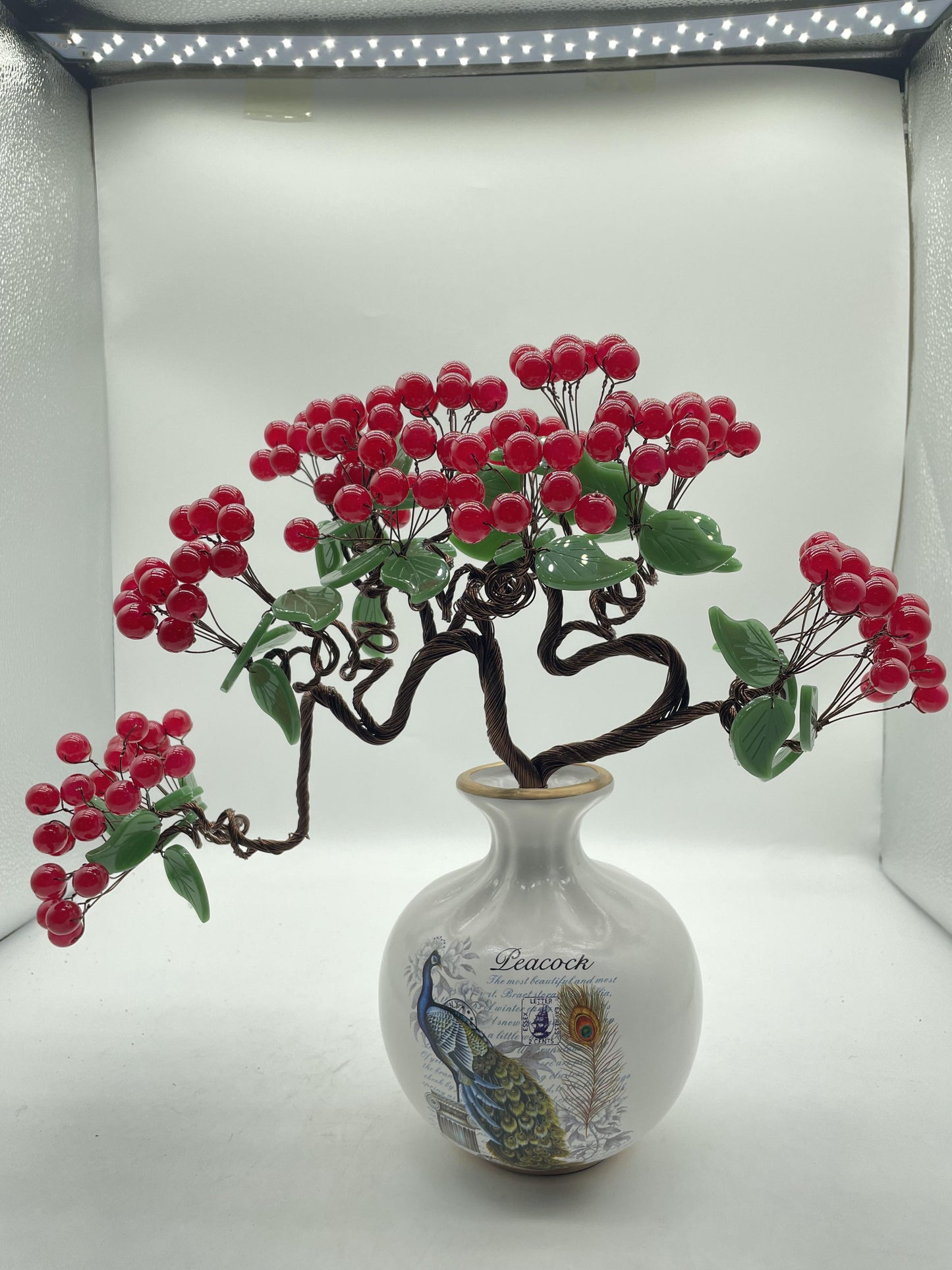 Cherry-chalcedony money tree